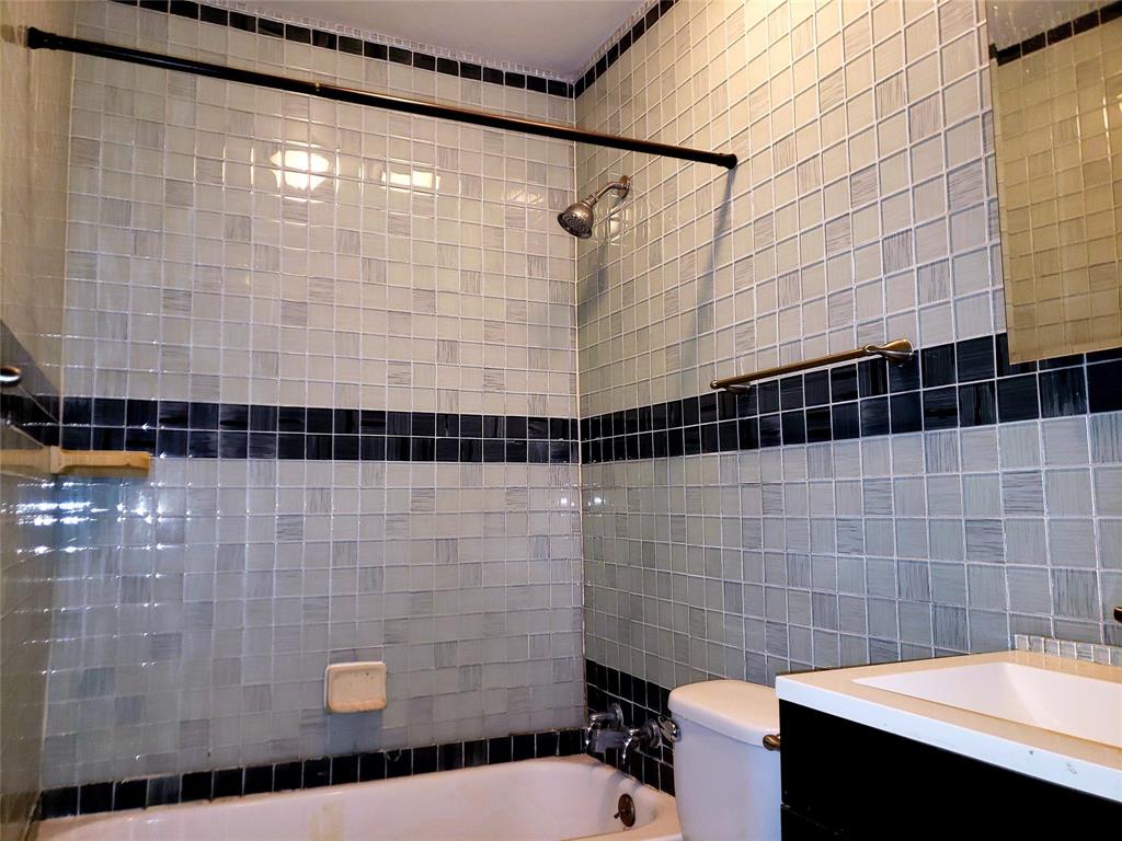 6038 Victor Street Dallas, TX 75214 - Photo 10 of 14