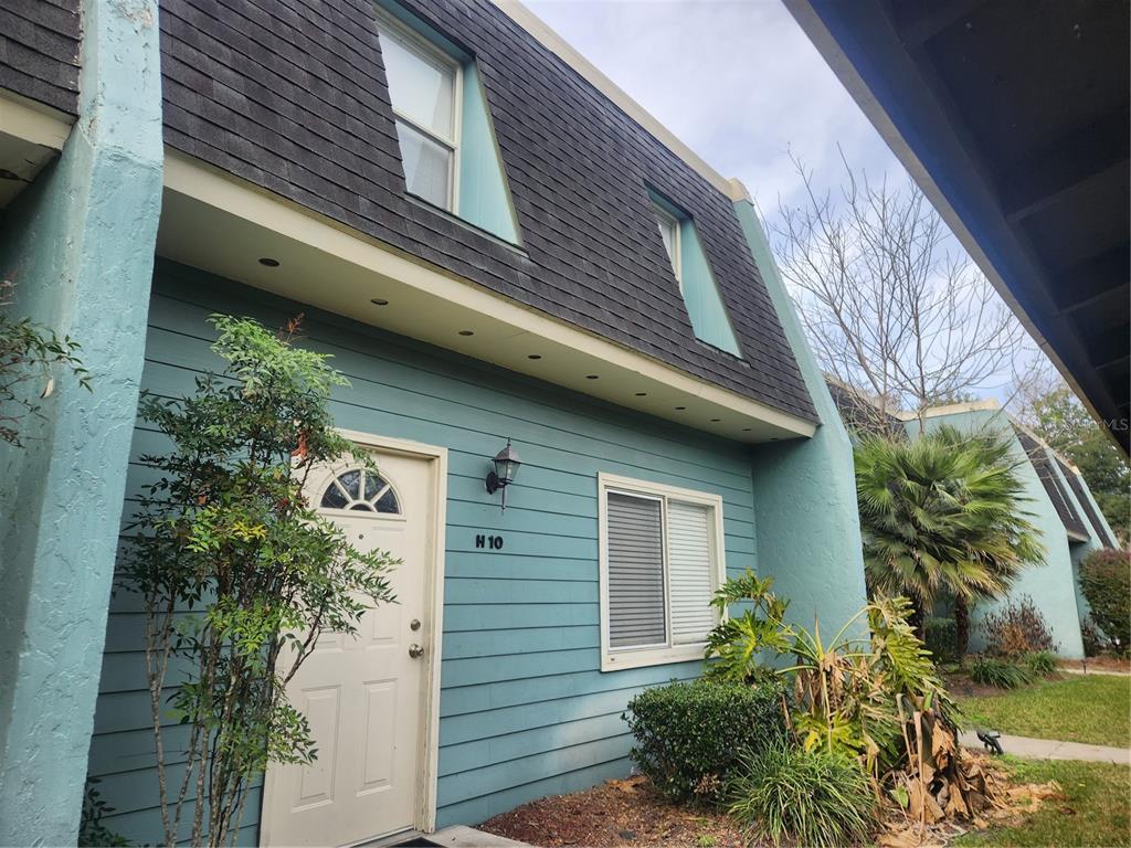 501 Southwest 75th Street, Unit H10 Gainesville, FL 32607 - Photo 1 of 1 Gallery Image 1