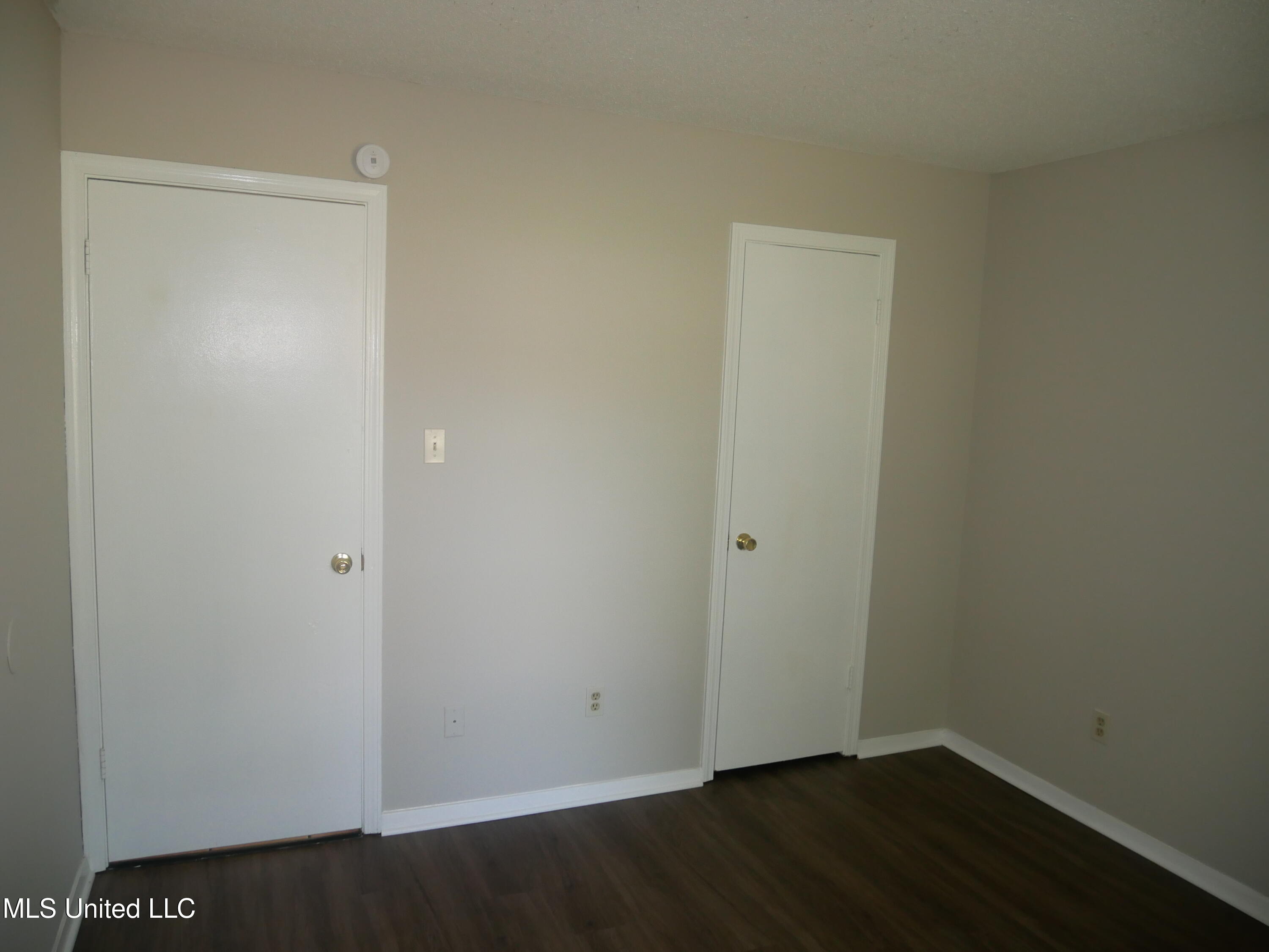 3420 Castle Drive Horn Lake, MS 38637 - Photo 19 of 26 P1090422