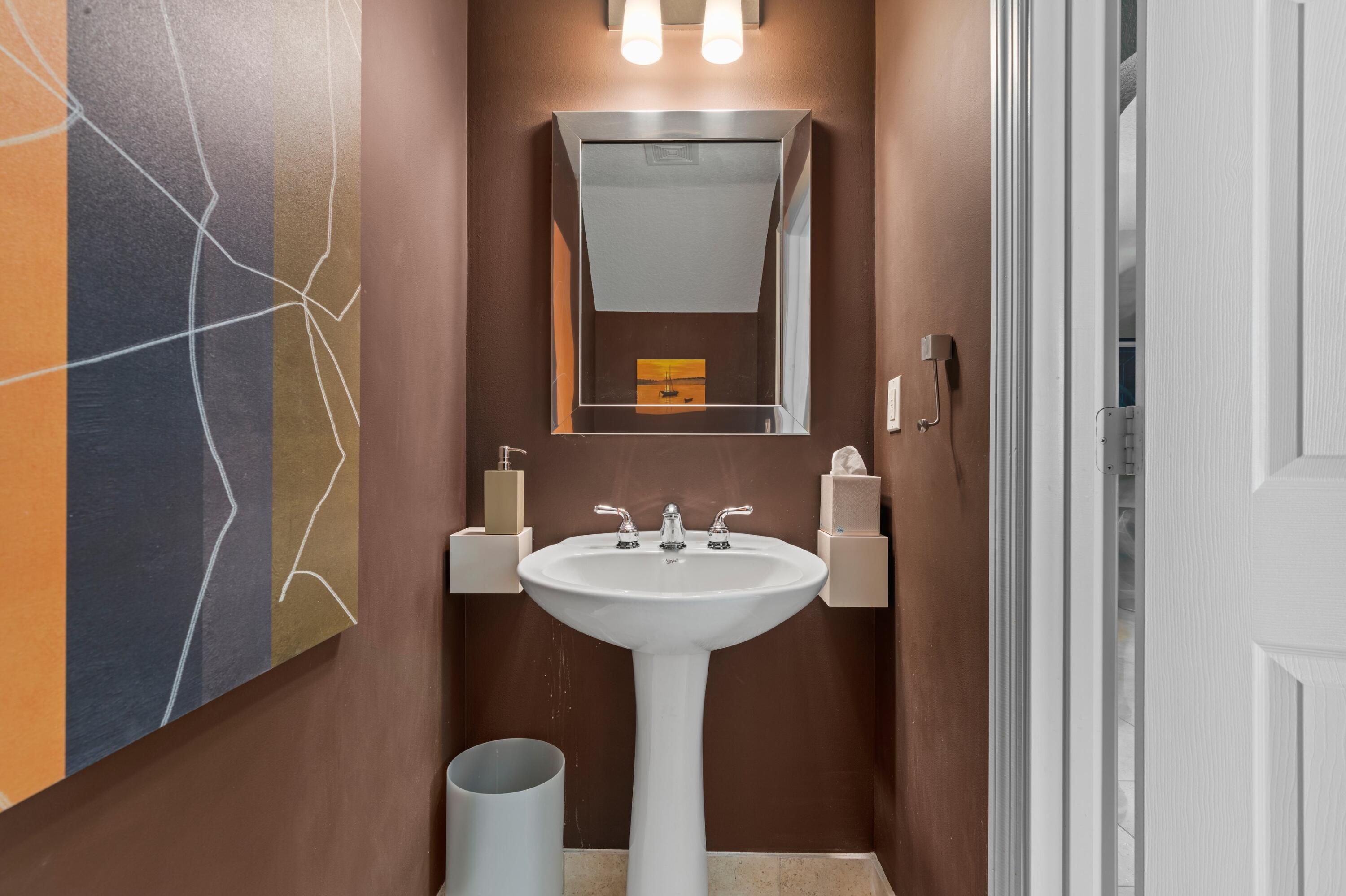 981 Northwest 18th Avenue Boca Raton, FL 33431 - Photo 18 of 31 Bathroom #2