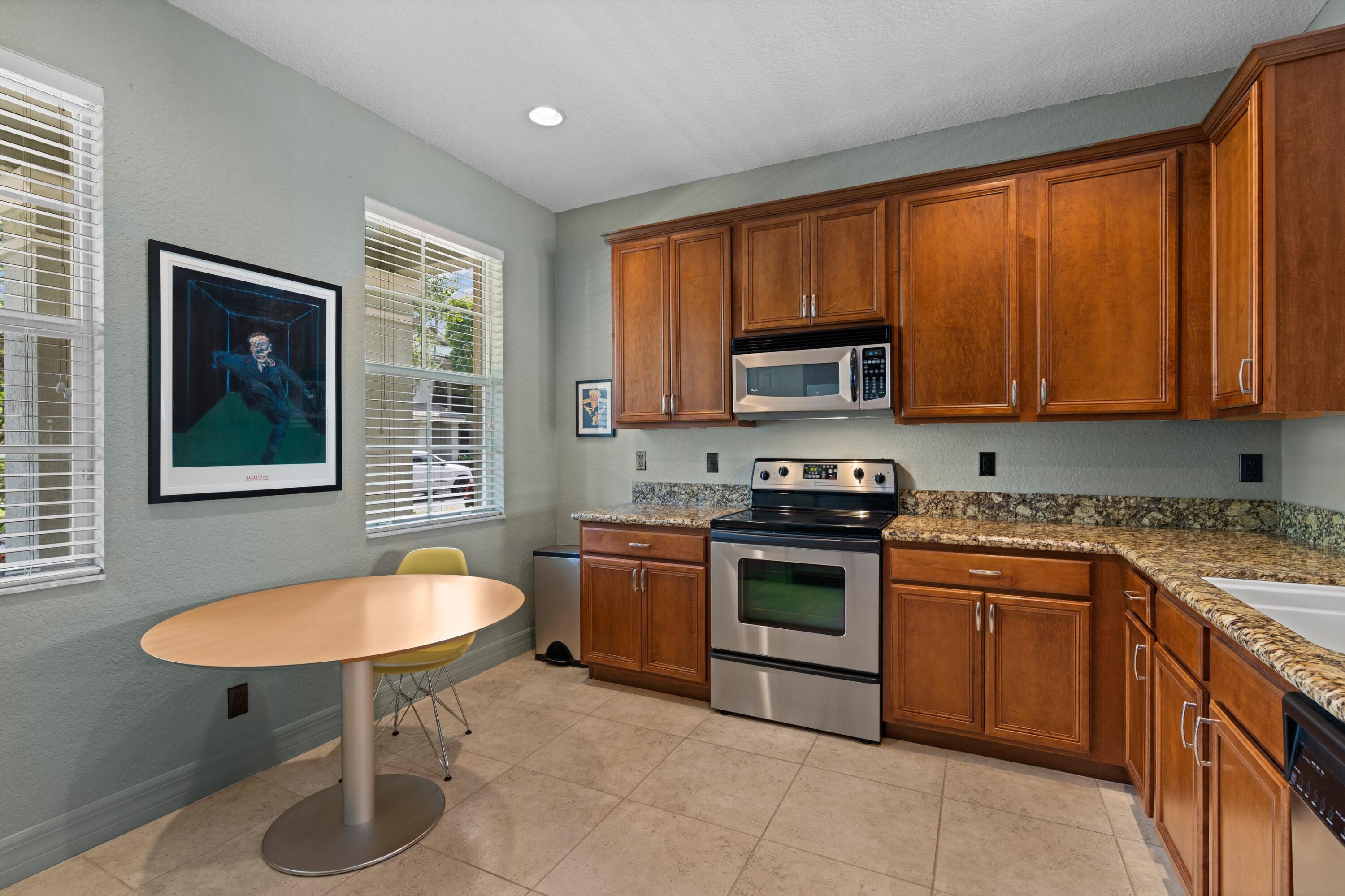 981 Northwest 18th Avenue Boca Raton, FL 33431 - Photo 6 of 31 Kitchen