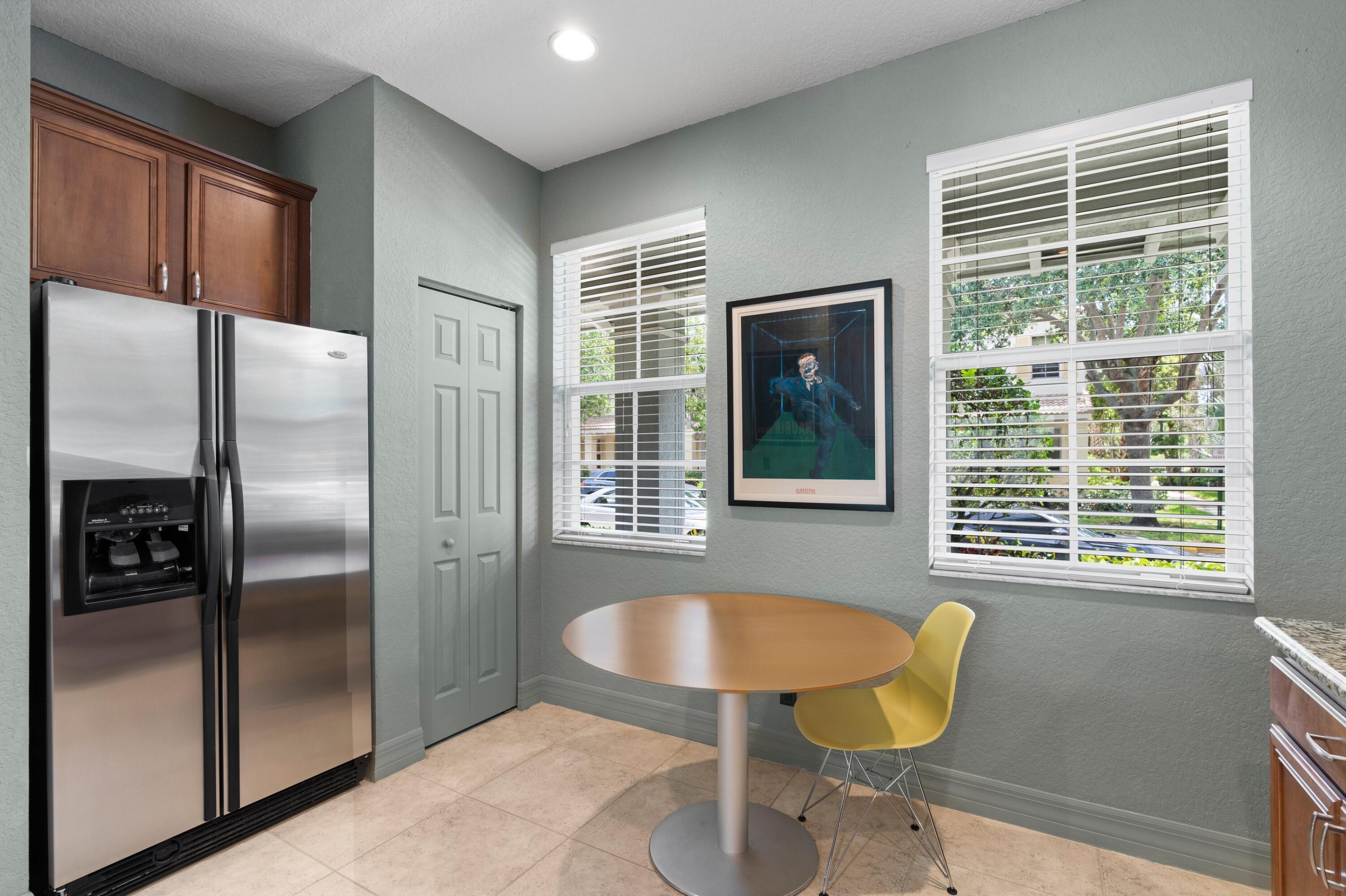 981 Northwest 18th Avenue Boca Raton, FL 33431 - Photo 7 of 31 Kitchen