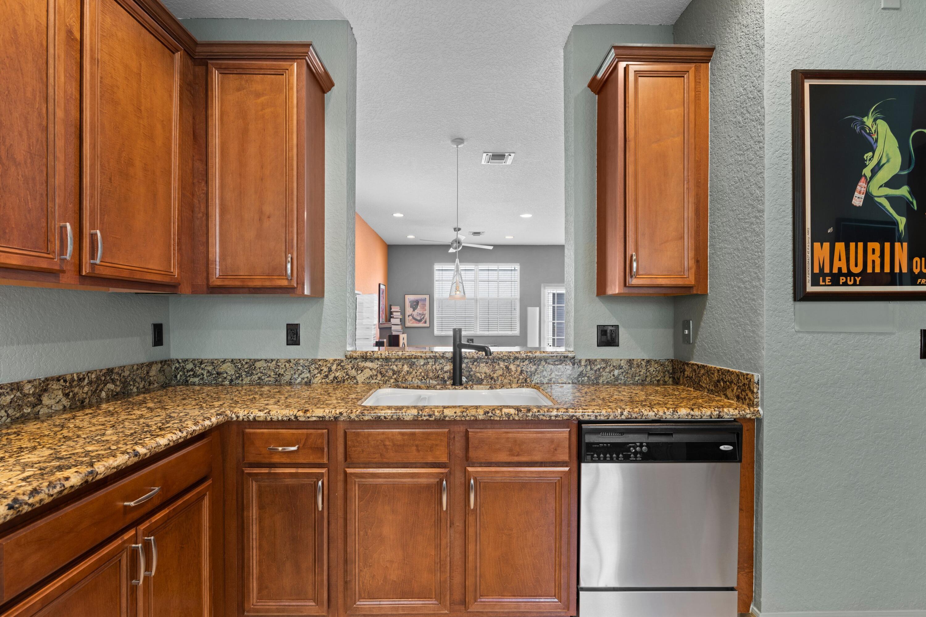 981 Northwest 18th Avenue Boca Raton, FL 33431 - Photo 8 of 31 Kitchen