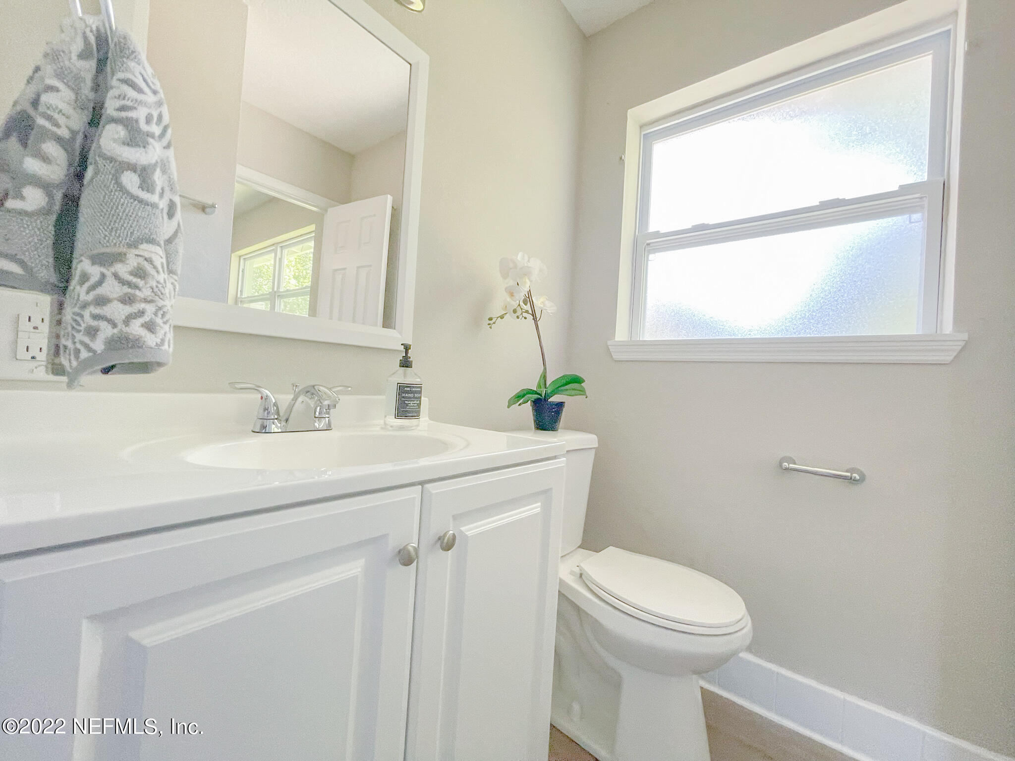 5234 Damascus Road South Jacksonville, FL 32207 - Photo 28 of 43 26 - Master Bath