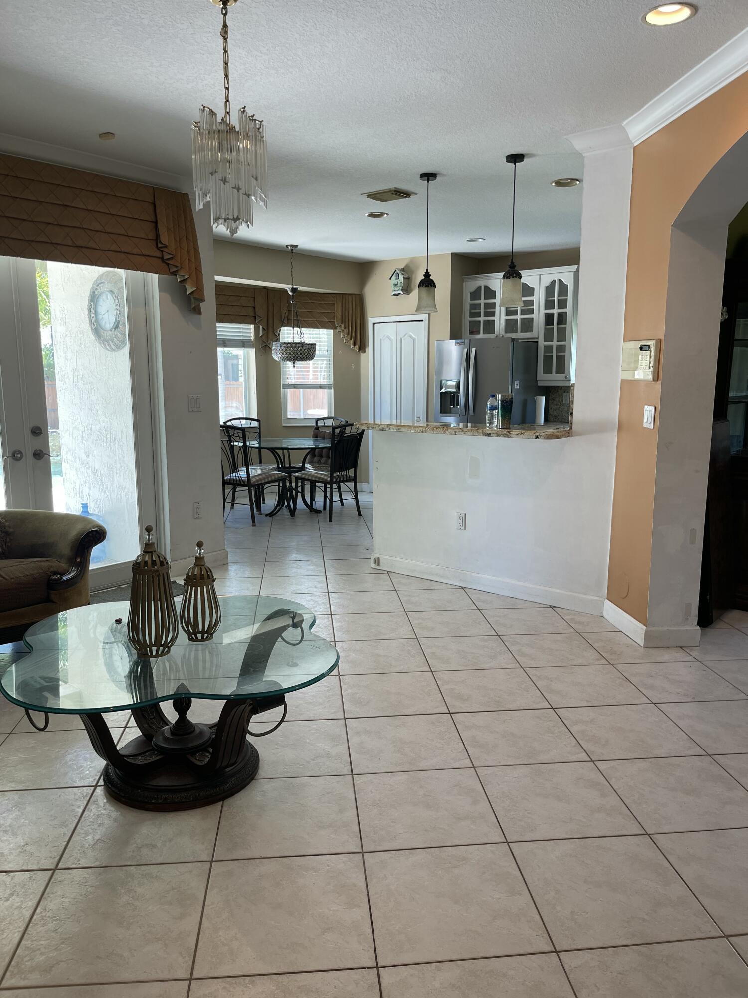 16344 Southwest 66th Street Miami, FL 33193 - Photo 14 of 29 IMG_8217
