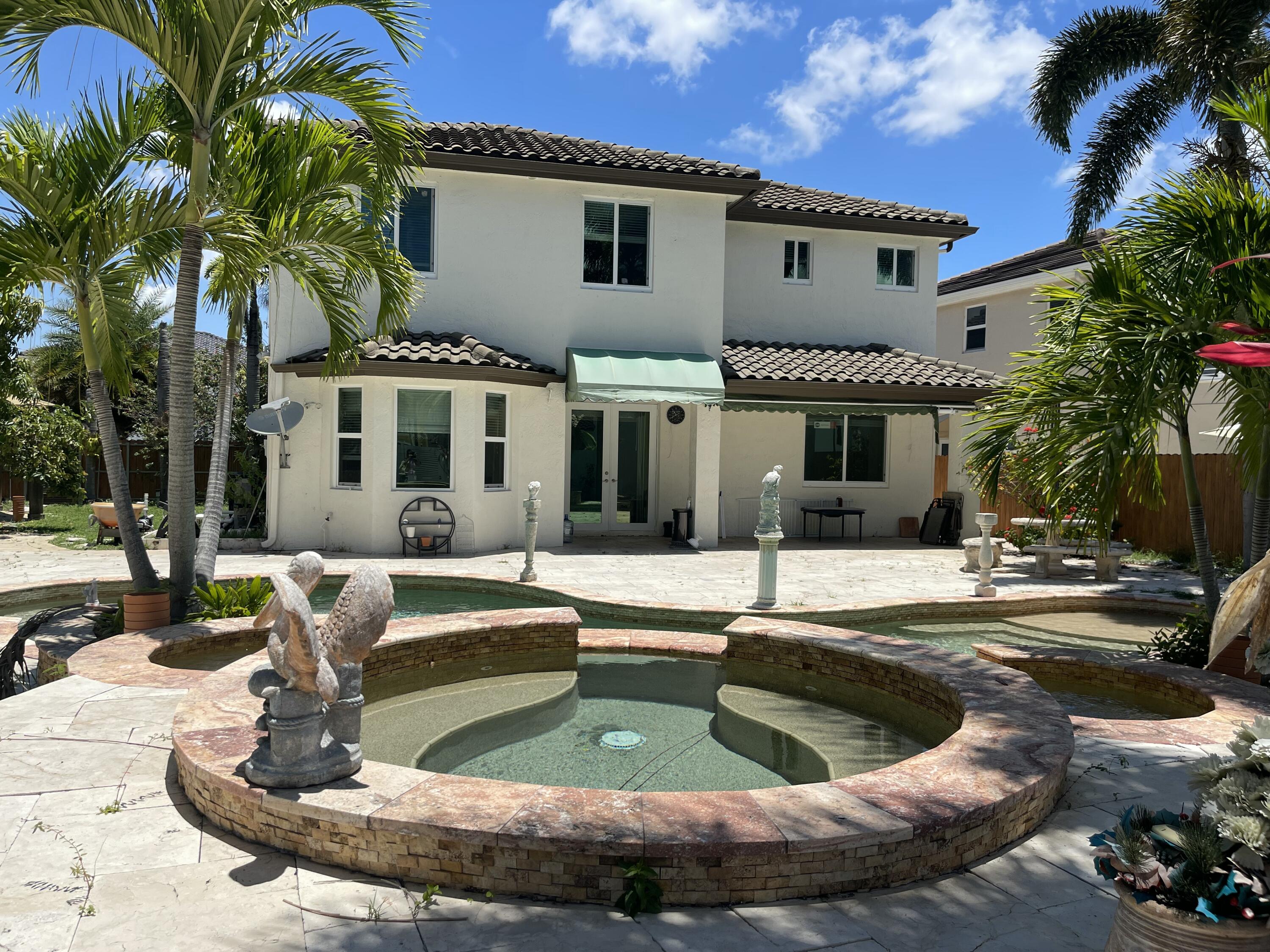 16344 Southwest 66th Street Miami, FL 33193 - Photo 4 of 29 IMG_8223
