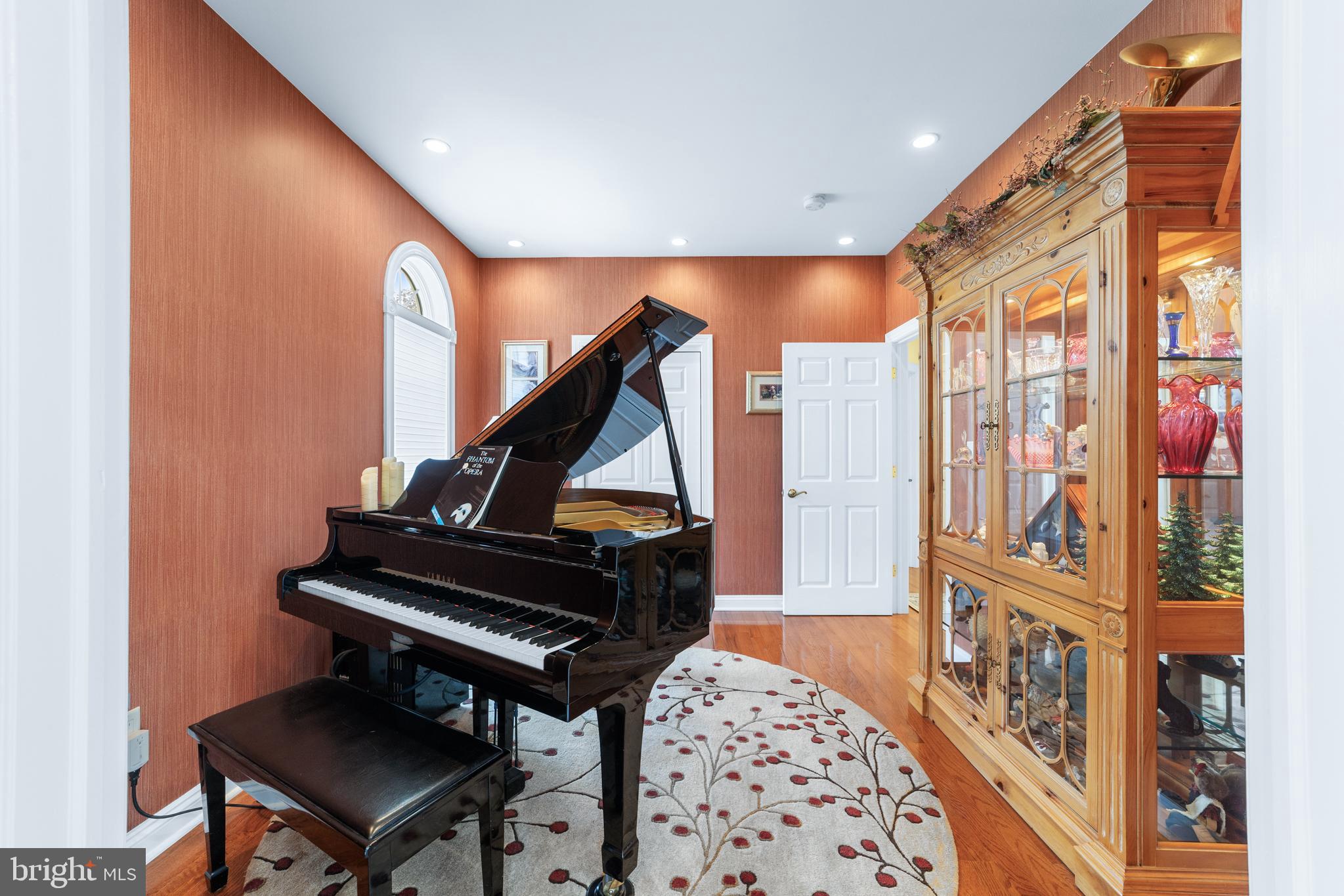 336 Lincoln Road Pilesgrove, NJ 08098 - Photo 11 of 55 Flex Room or 4th Bedrm