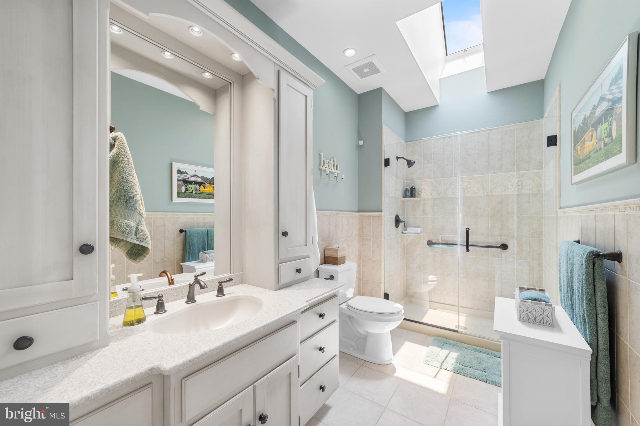 336 Lincoln Road Pilesgrove, NJ 08098 - Photo 25 of 55 Hall Bath