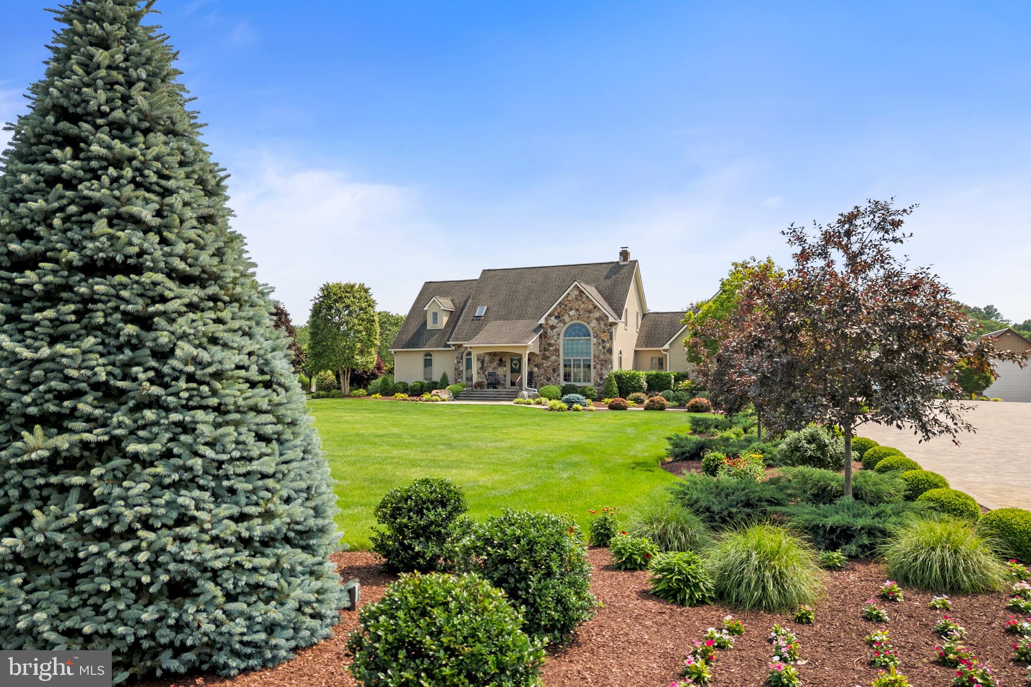 336 Lincoln Road Pilesgrove, NJ 08098 - Photo 5 of 55 Front Yard