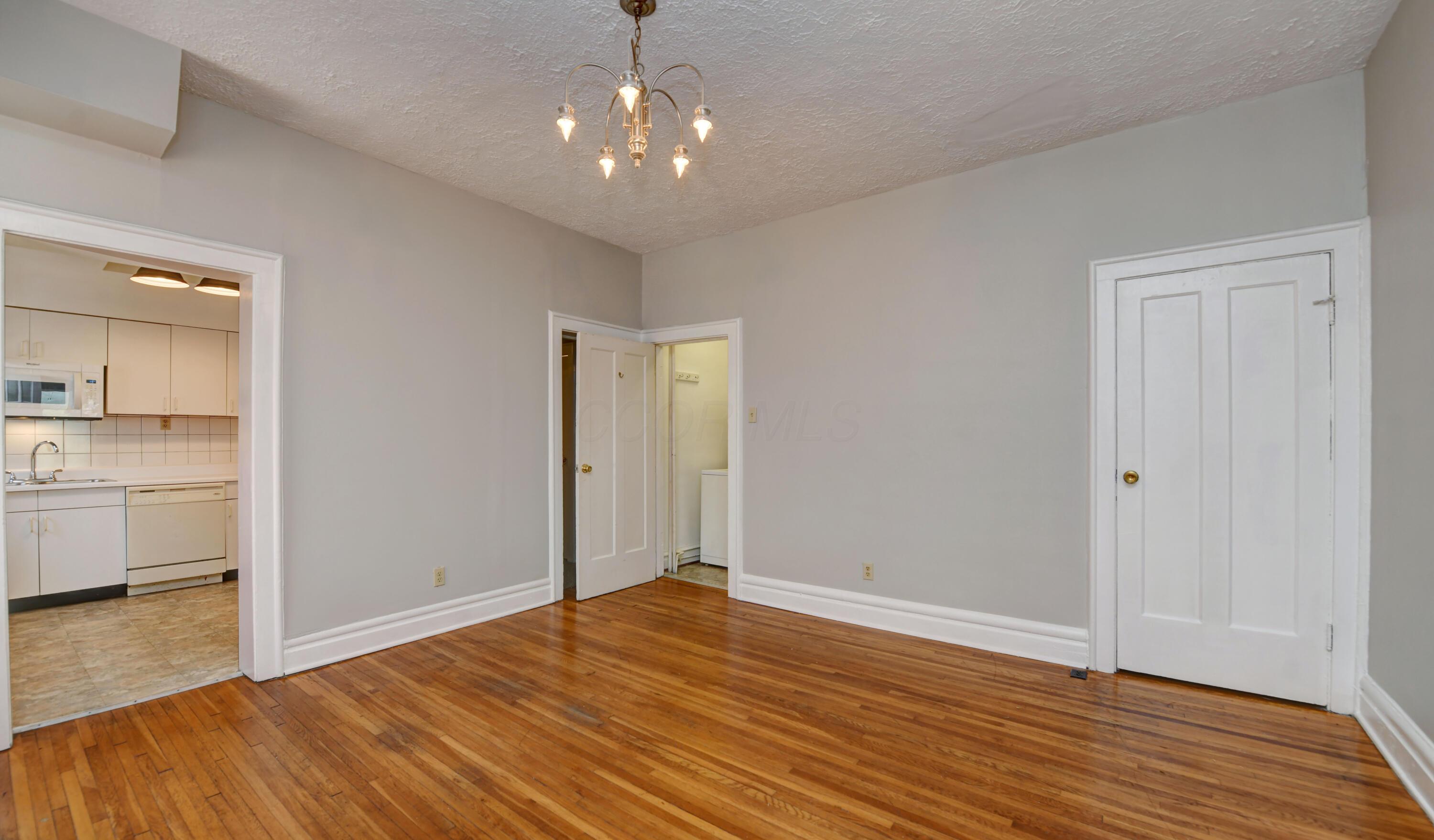 1427 1/2 Bryden Road Columbus, OH 43205 - Photo 15 of 24 Dining Room (3)