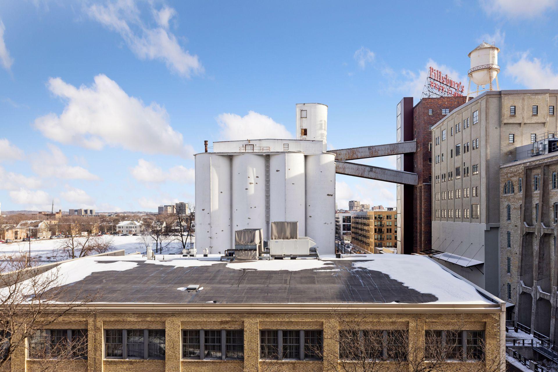 222 2nd Street Southeast, Unit 704 Minneapolis, MN 55414 - Photo 16 of 59