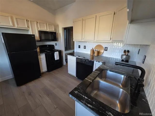 $3,495 | 3310 Gilpin Street, Denver, CO 80205