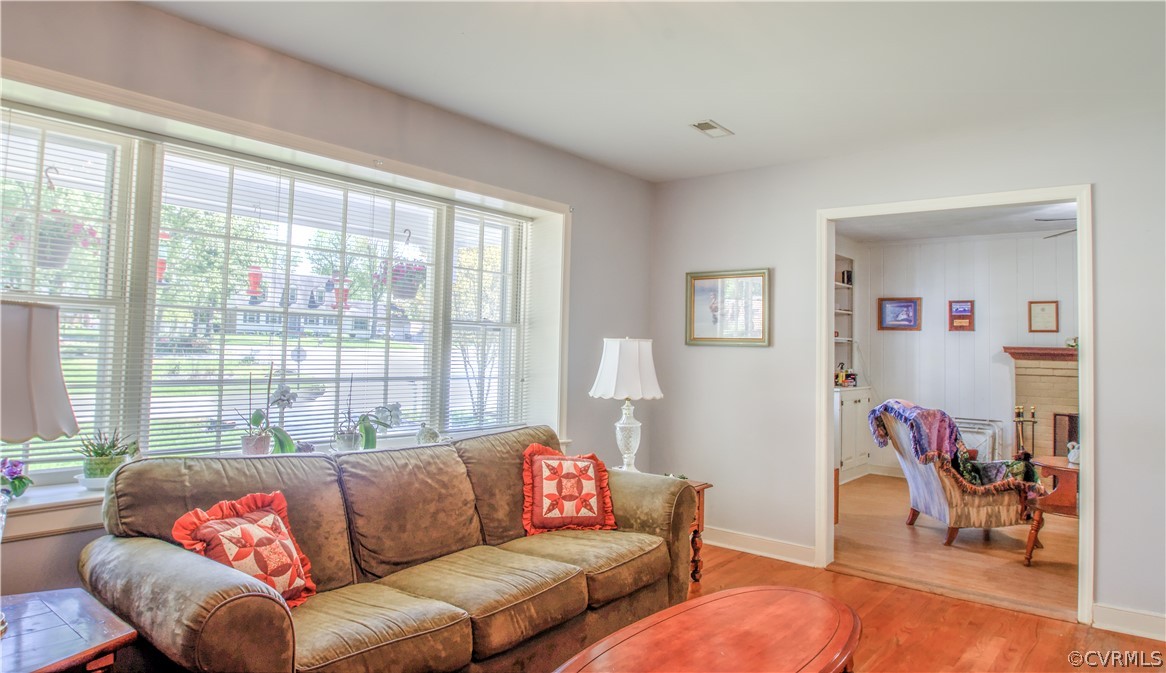 120 Stanmore Road North Chesterfield, VA 23236 - Photo 3 of 18 Gallery Image 3