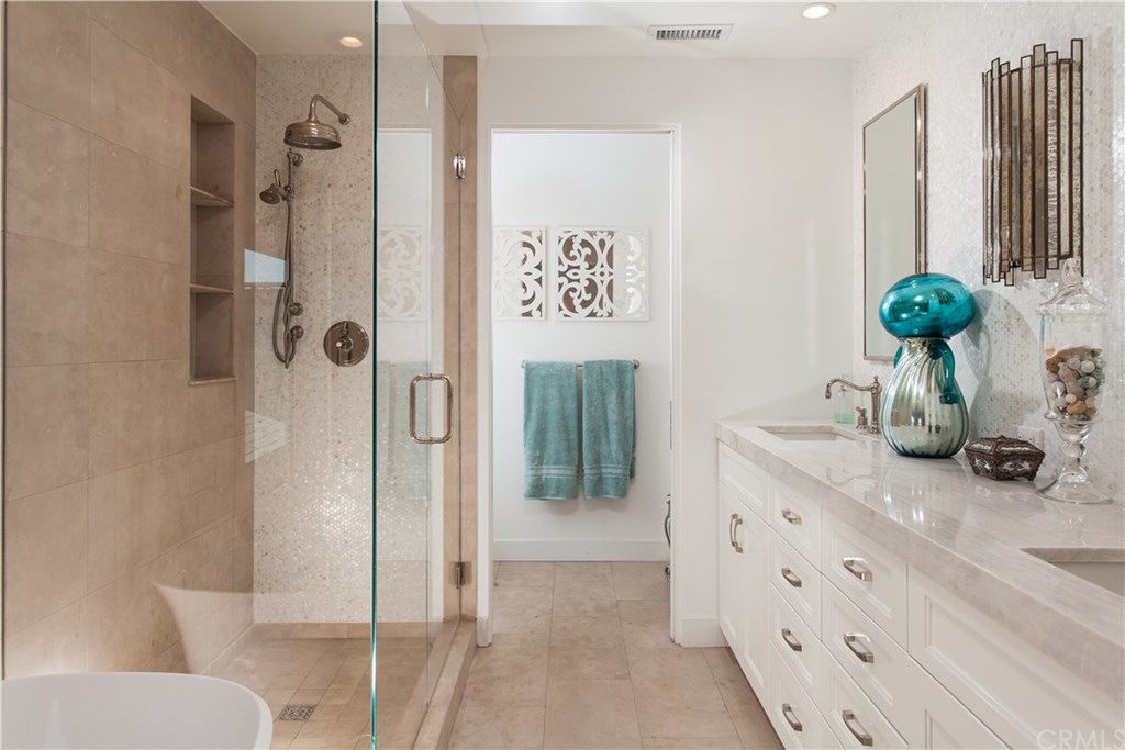 3014 Breakers Drive Corona del Mar, CA 92625 - Photo 30 of 38