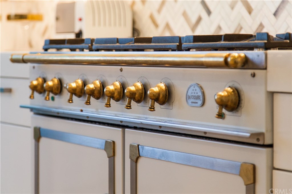 3014 Breakers Drive Corona del Mar, CA 92625 - Photo 10 of 38