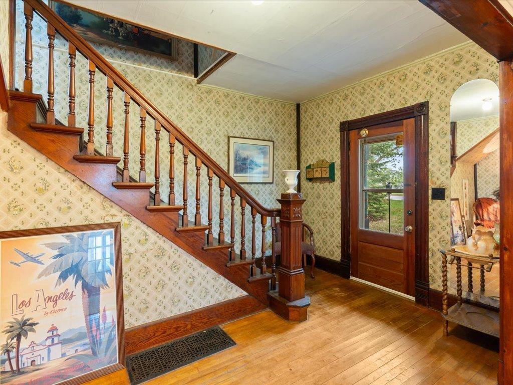 114 Washburn Avenue Backus, MN 56435 - Photo 5 of 41