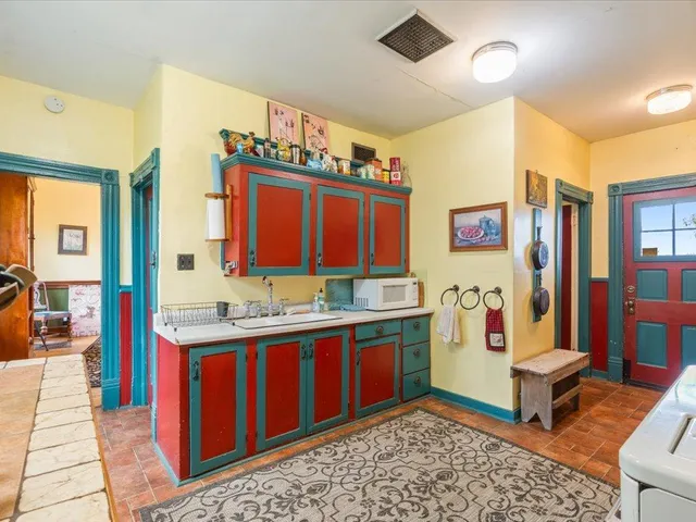 $238,900 | 114 Washburn Avenue, Backus, MN 56435