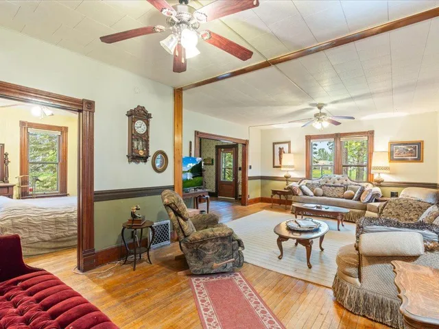 $238,900 | 114 Washburn Avenue, Backus, MN 56435