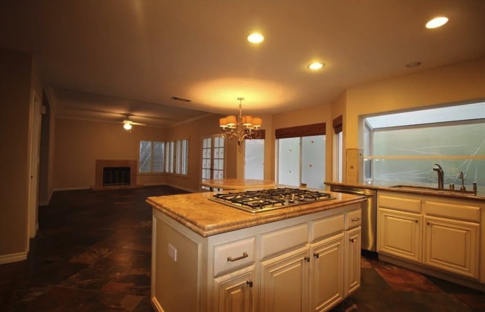 2778 Delpha Court Thousand Oaks, CA 91362 - Photo 3 of 15