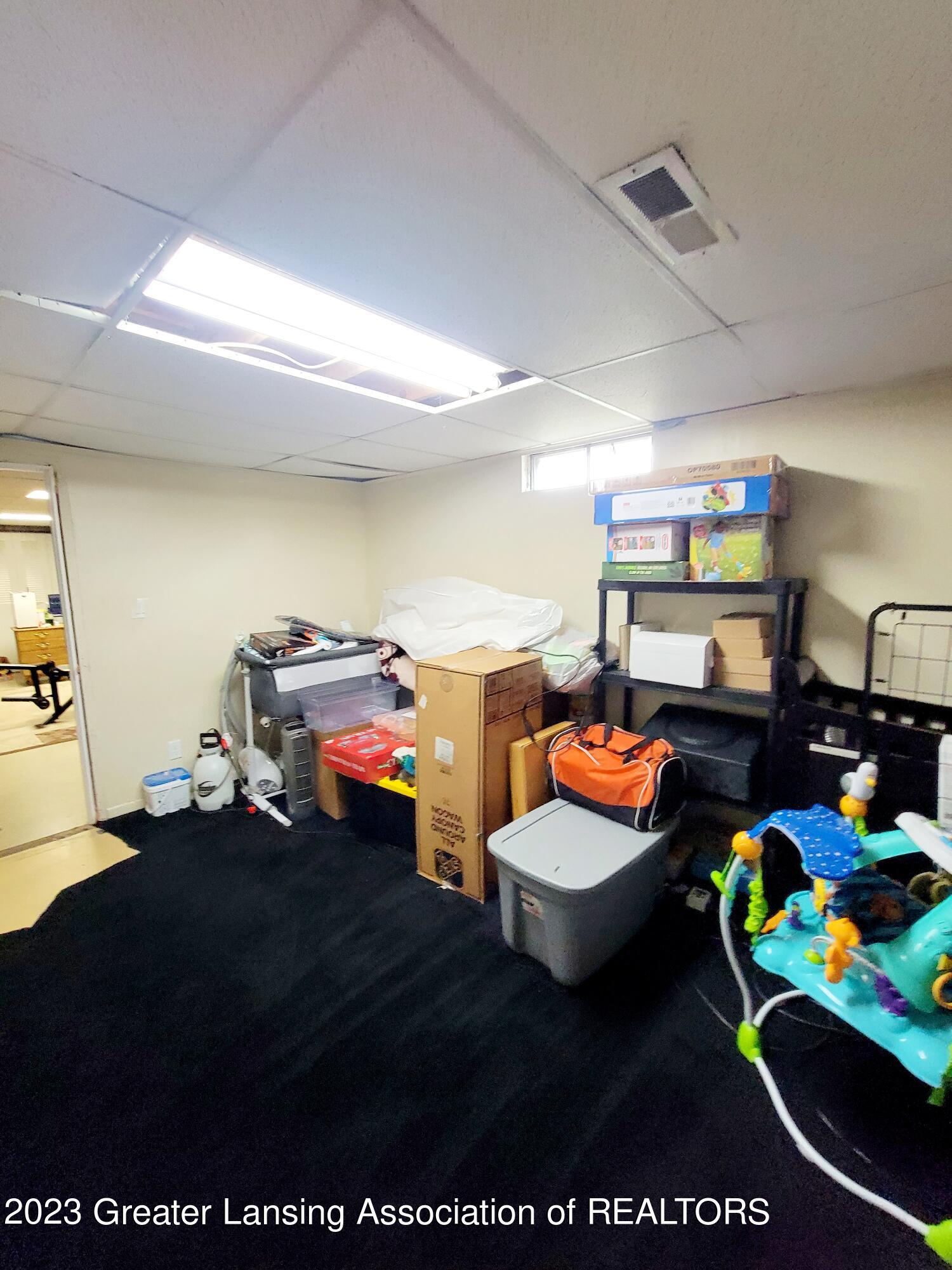 5605 Schafer Road Lansing, MI 48911 - Photo 30 of 47 20230616_111438 (1) - Copy