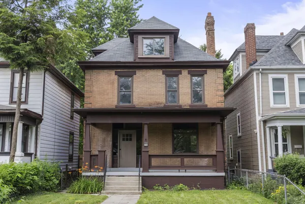 $399,900 | 749 Wilson Avenue, Columbus, OH 43205