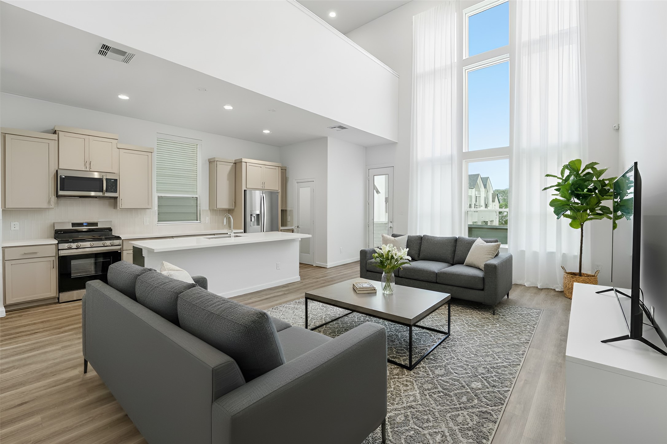1216 Highland Row Lane Houston, TX 77091 - Photo 18 of 39