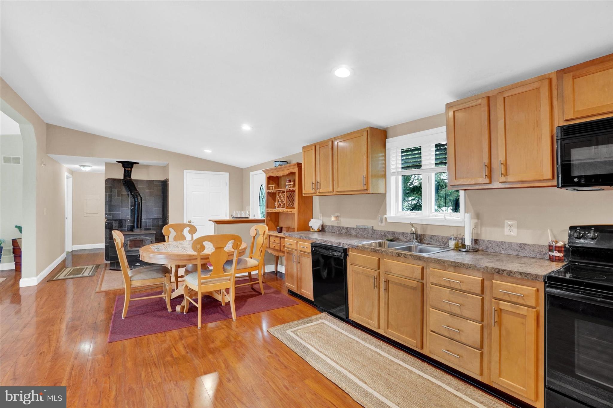 1061 Richmond Road Windsor, PA 17366 - Photo 7 of 39