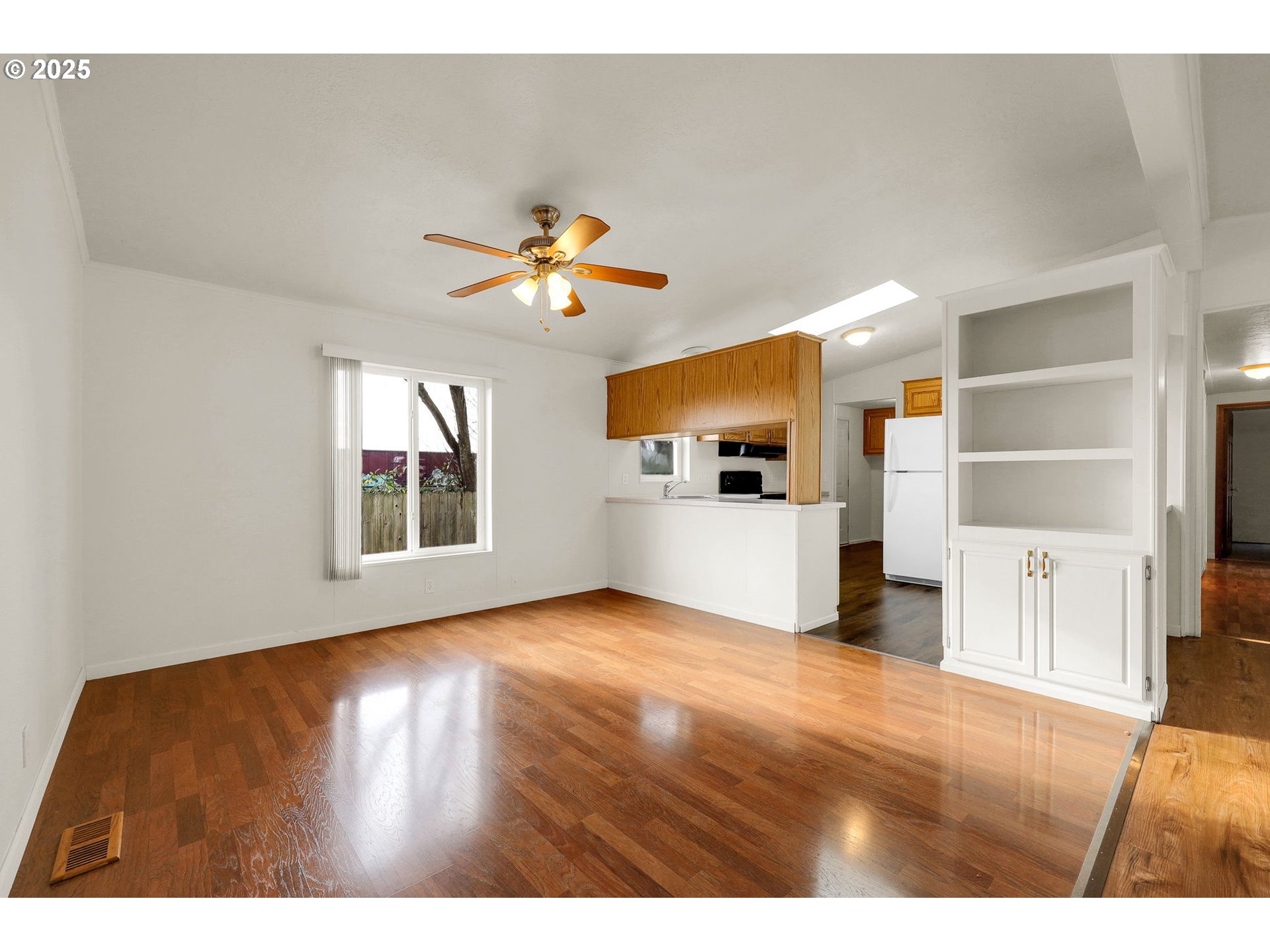742 Filbert Avenue Eugene, OR 97404 - Photo 12 of 41 Dining Room