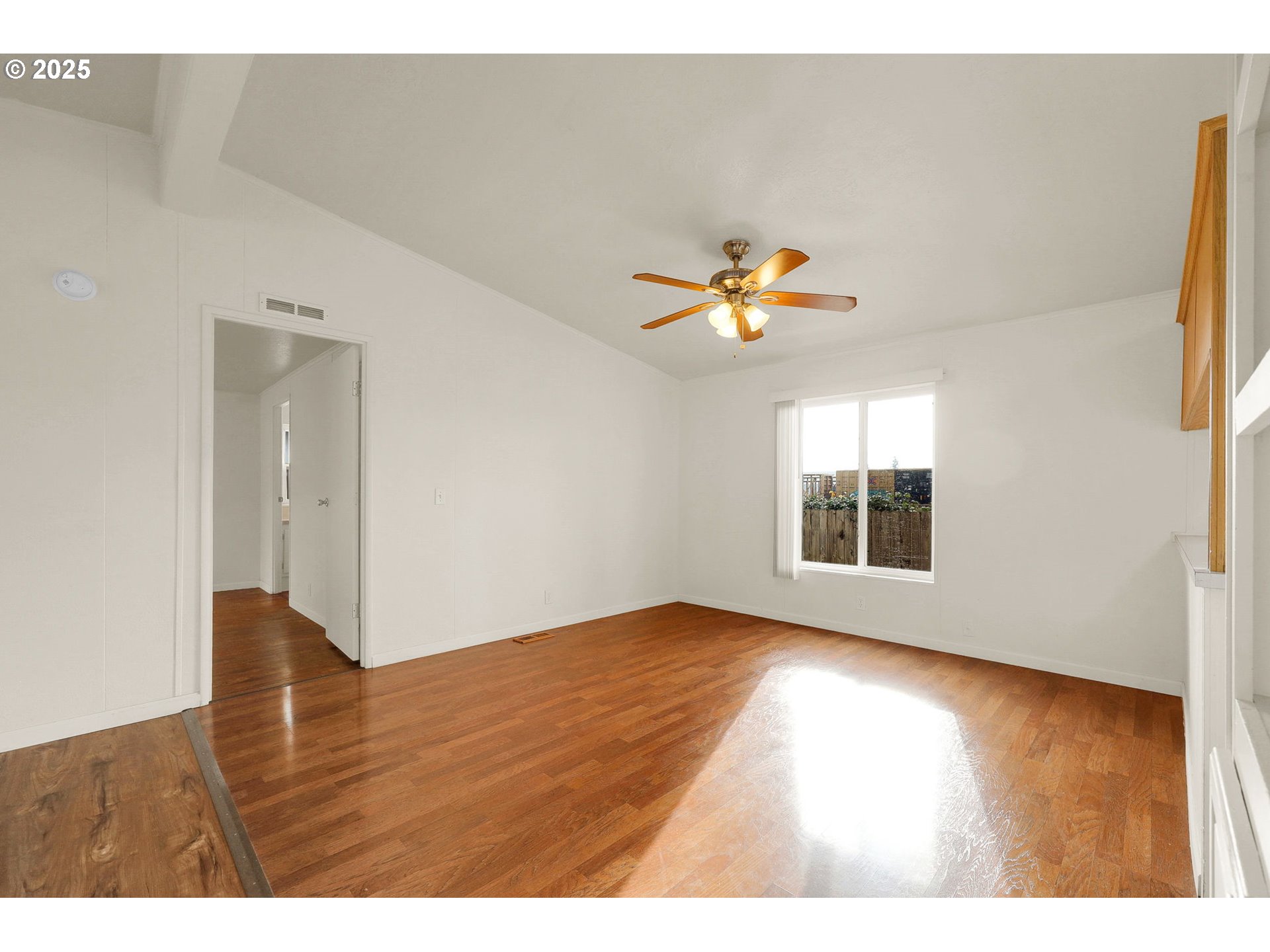 742 Filbert Avenue Eugene, OR 97404 - Photo 13 of 41 Dining Room