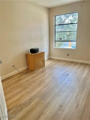 $1,250 | 3135 South Mojave Road, Unit 218, Las Vegas, NV 89121