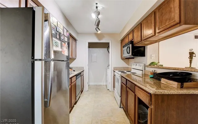 $1,250 | 3135 South Mojave Road, Unit 218, Las Vegas, NV 89121