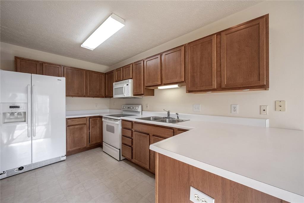 5922 Marina View Lane, Unit 13 Indianapolis, IN 46237 - Photo 19 of 38