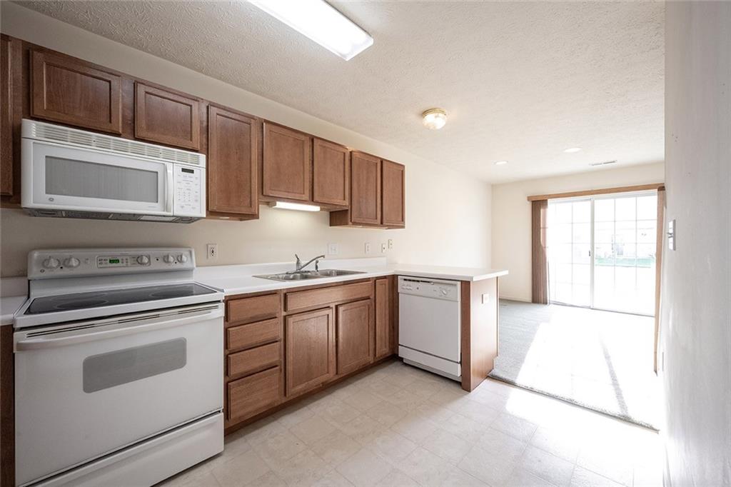 5922 Marina View Lane, Unit 13 Indianapolis, IN 46237 - Photo 20 of 38