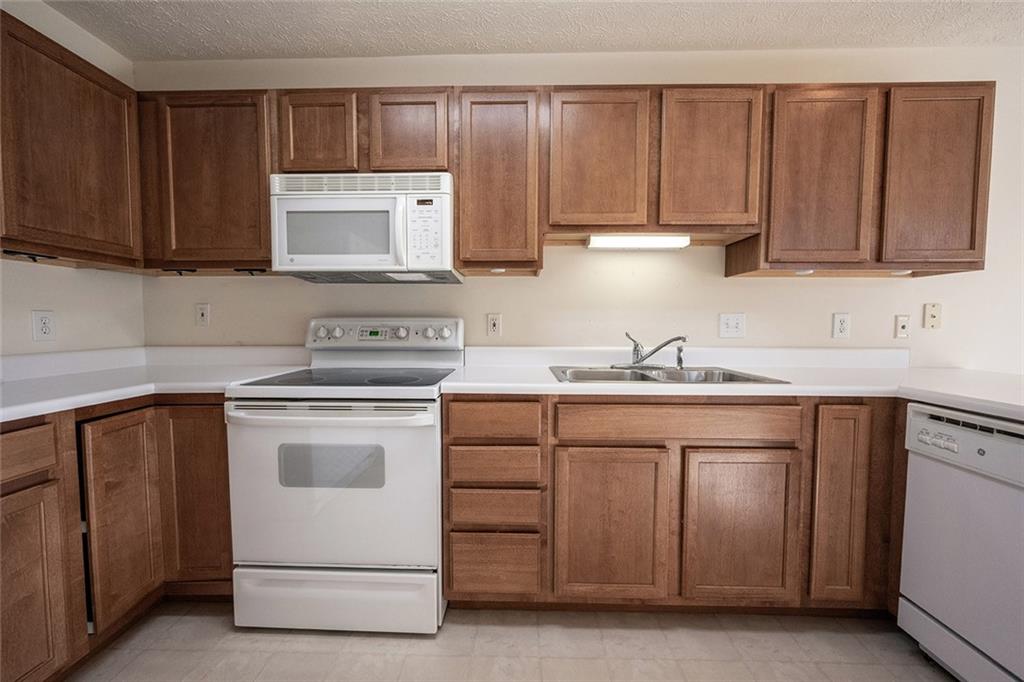 5922 Marina View Lane, Unit 13 Indianapolis, IN 46237 - Photo 22 of 38