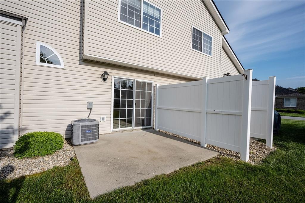 5922 Marina View Lane, Unit 13 Indianapolis, IN 46237 - Photo 5 of 38