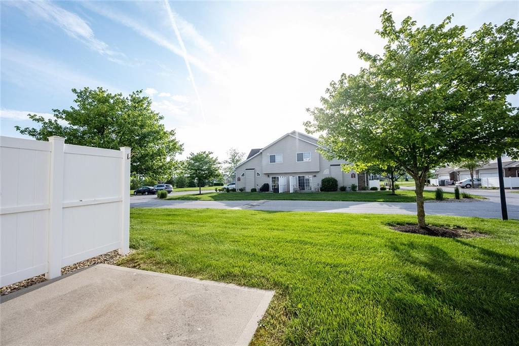 5922 Marina View Lane, Unit 13 Indianapolis, IN 46237 - Photo 7 of 38