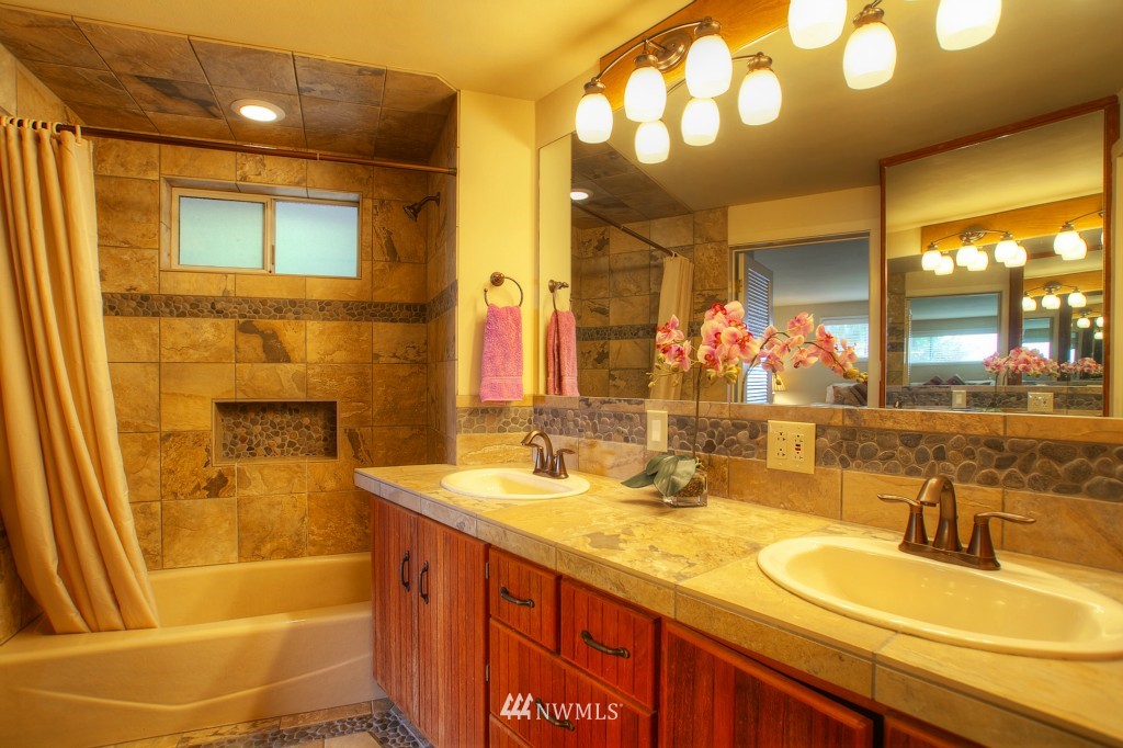 11112 Vernon Road Lake Stevens, WA 98258 - Photo 7 of 13 Gallery Image 7