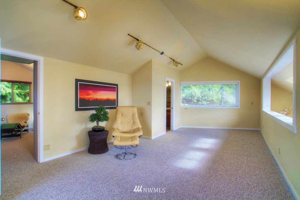 11112 Vernon Road Lake Stevens, WA 98258 - Photo 8 of 13 Gallery Image 8