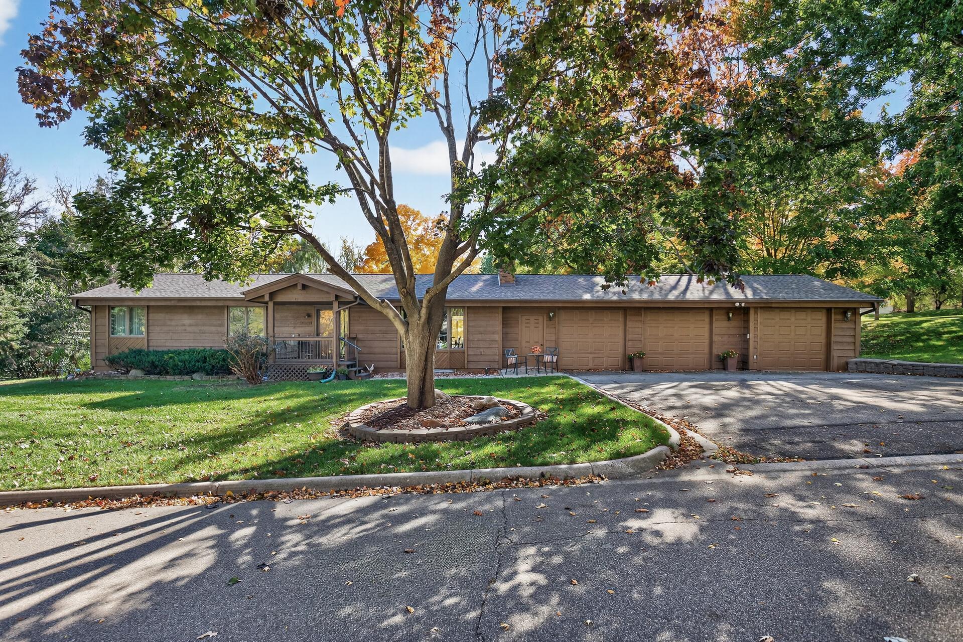 18869 Clear View Drive Minnetonka, MN 55345 - Photo 1 of 39