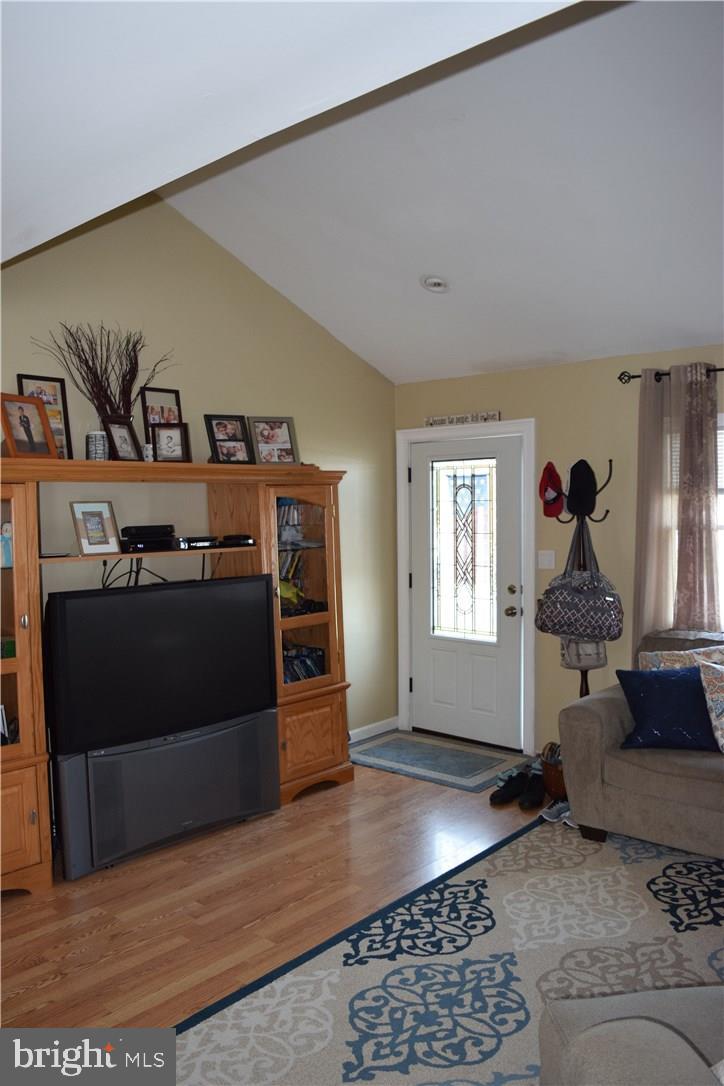 121 Ahoy Road Manahawkin, NJ 08050 - Photo 5 of 26
