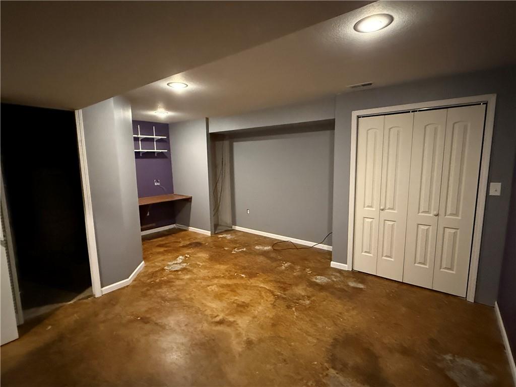 1729 South Maple Street Ottawa, KS 66067 - Photo 43 of 50