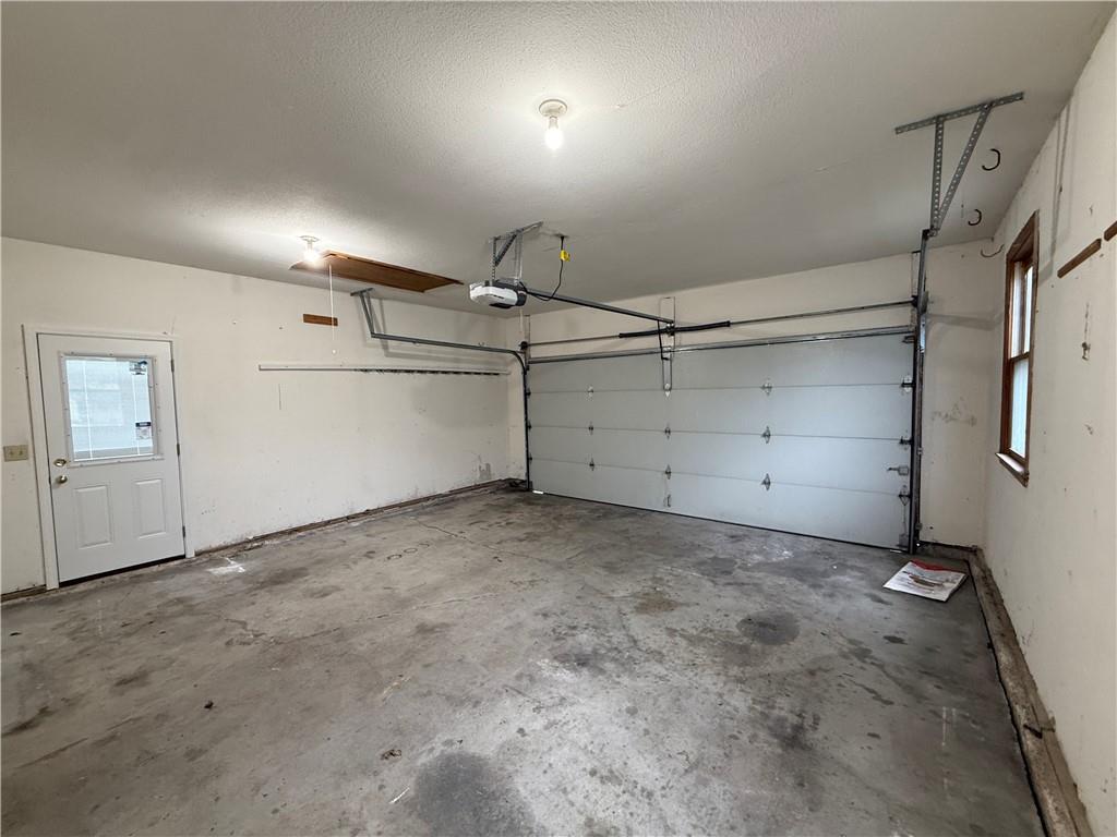 1729 South Maple Street Ottawa, KS 66067 - Photo 49 of 50