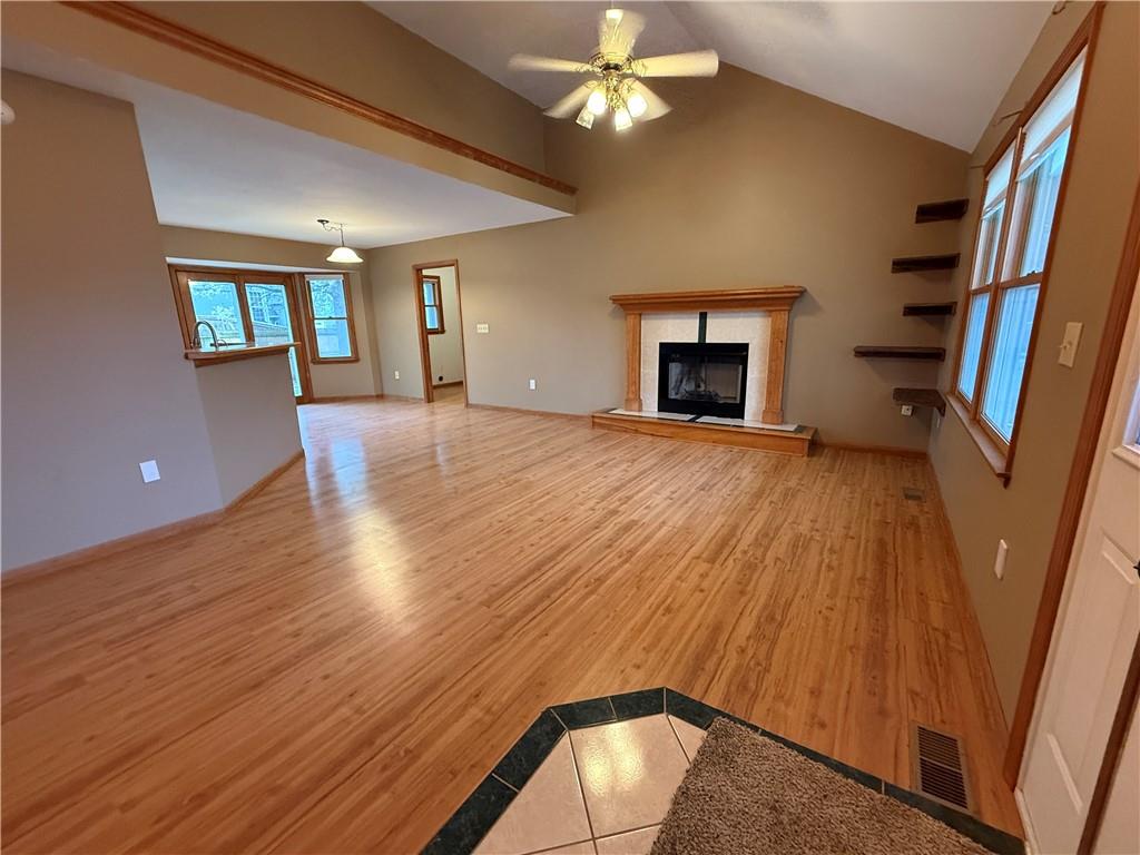 1729 South Maple Street Ottawa, KS 66067 - Photo 5 of 50