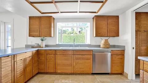 $1,249,000 | 5011 Cambridge Avenue, Westminster, CA 92683