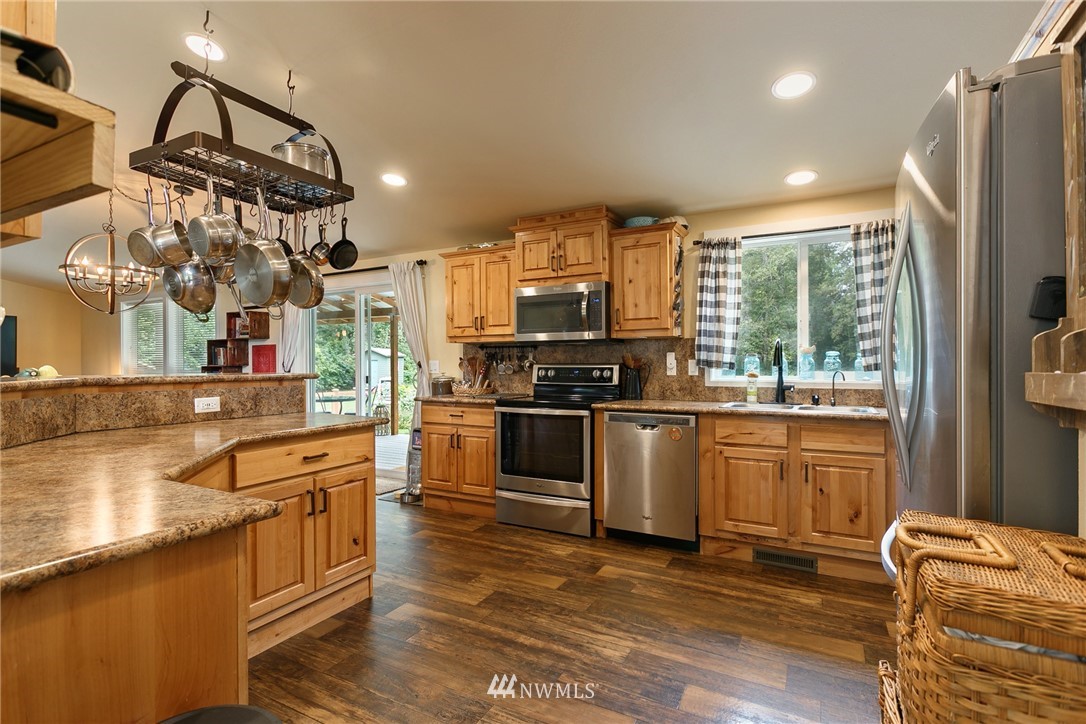 8184 Pinelli Road Sedro-Woolley, WA 98284 - Photo 15 of 31 Gallery Image 15