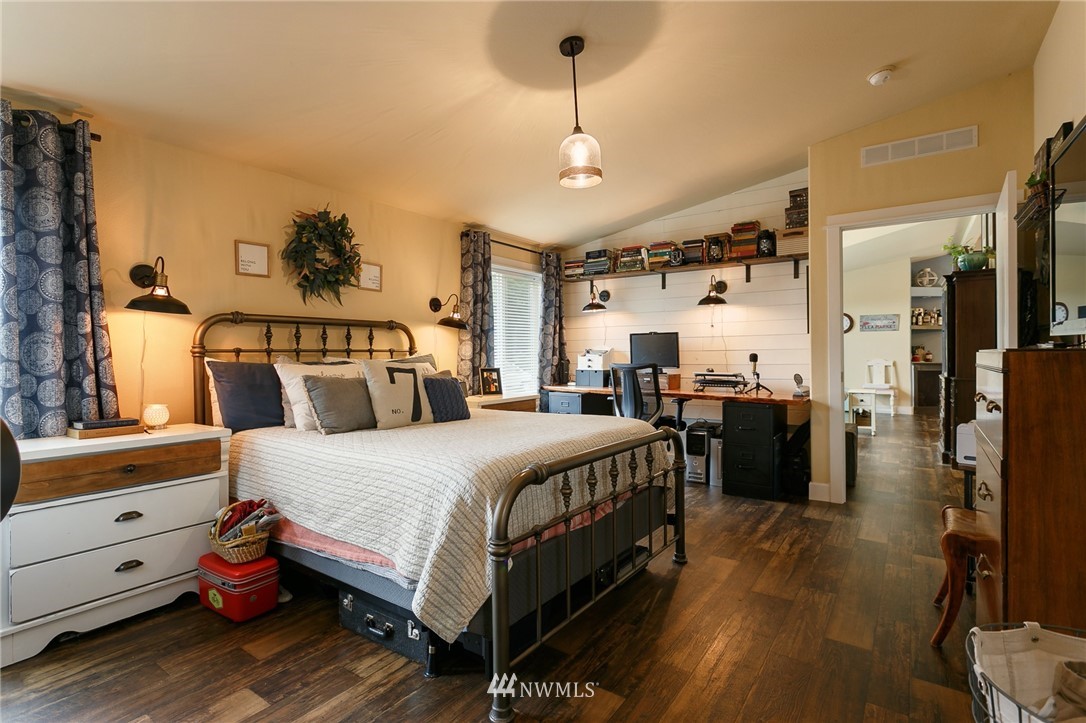 8184 Pinelli Road Sedro-Woolley, WA 98284 - Photo 17 of 31 Gallery Image 17