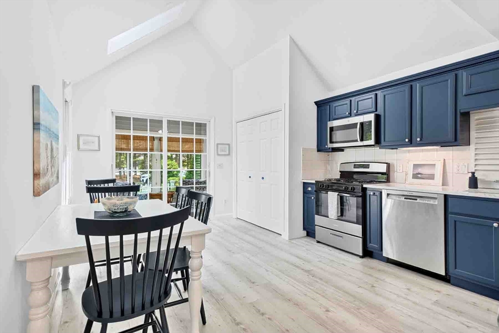 16 Gold Leaf Lane, Unit 16 Mashpee, MA 02649 - Photo 3 of 34