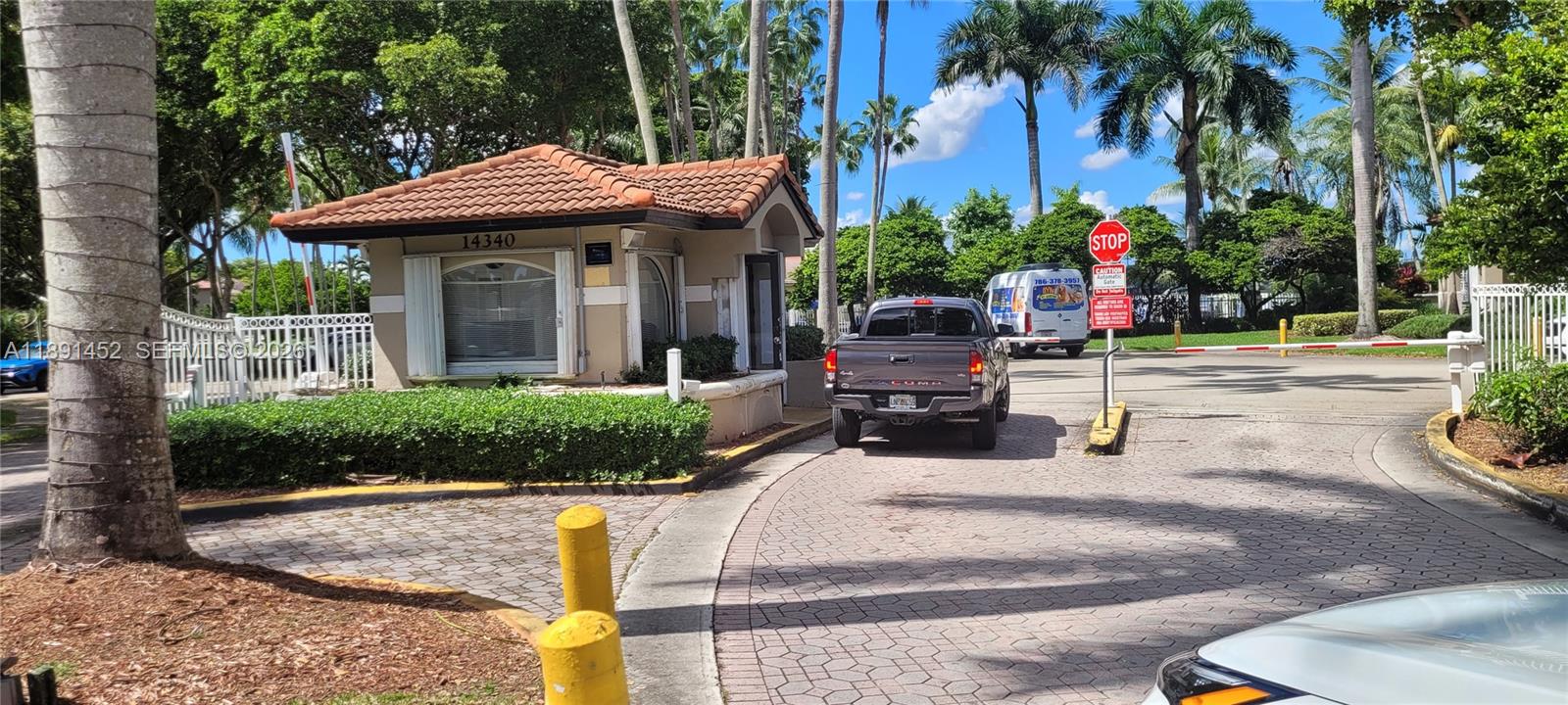 13661 Southwest 119th Avenue Miami, FL 33186 - Photo 34 of 36