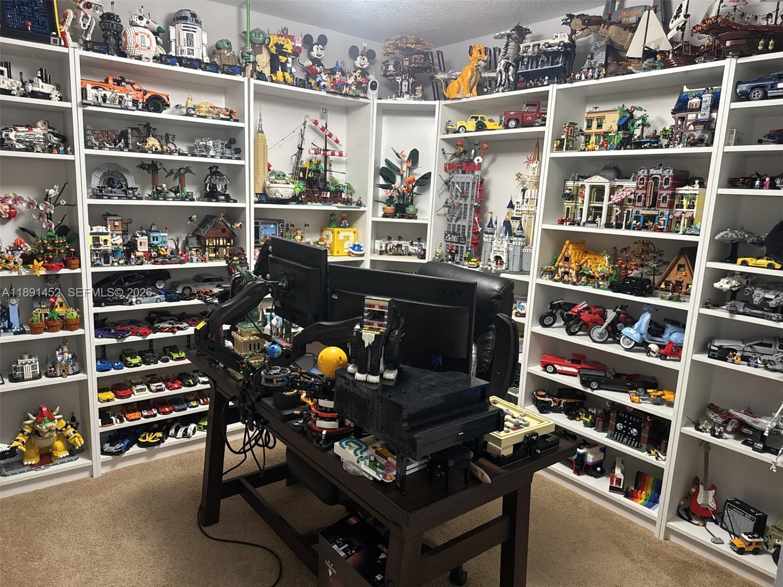 13661 Southwest 119th Avenue Miami, FL 33186 - Photo 10 of 36 a outdoor space with lots of fruit and vegetables