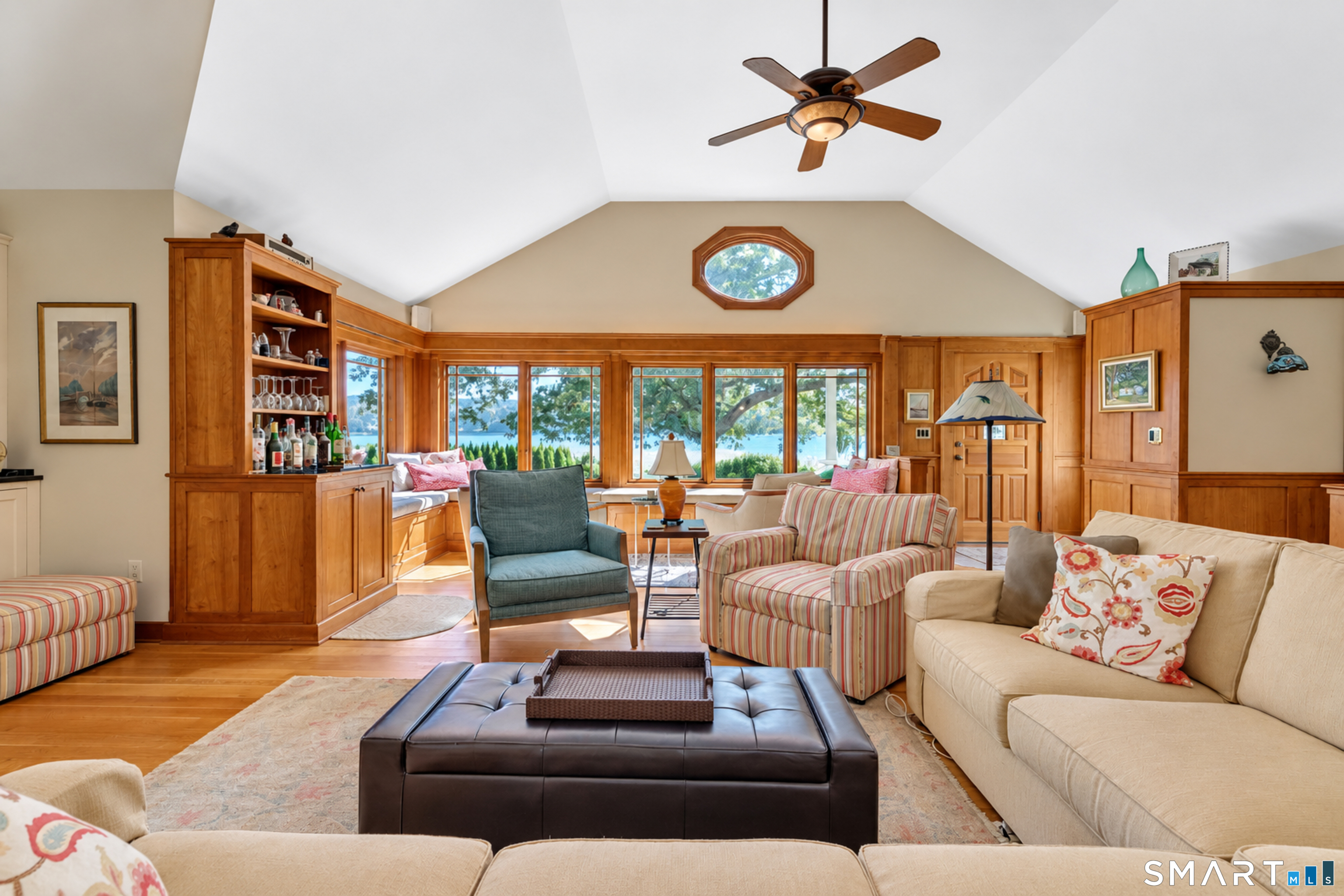 901 River Road Groton, CT 06355 - Photo 4 of 40 Gallery Image 4